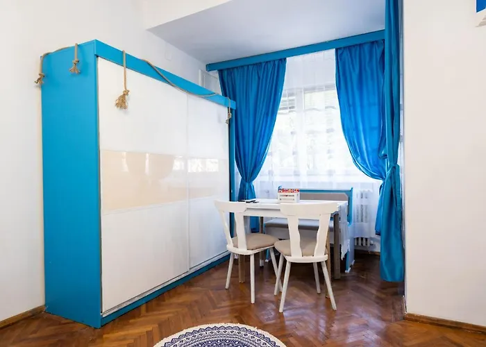 Daire Mediterranean In Center